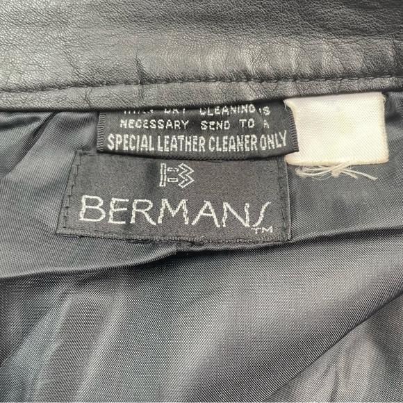 Vintage Bermans Skirt Womens Small Leather Zip Up Back Snap Closure Classic - Picture 5 of 5